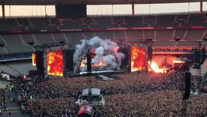 AC/DC Intro & Rock or Dust Paris Stade De France 2015