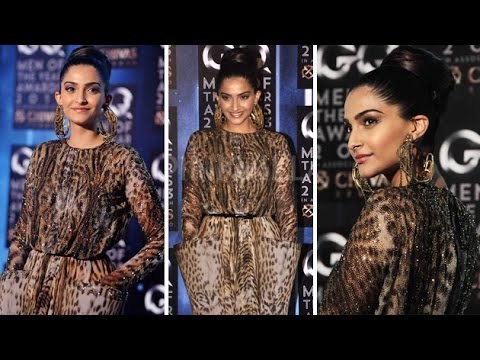 Fashion Check : Sonam Kapoor @ GQ Men Of the Year Award 2013