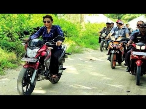 Kendarai Motor, Menteri Susi Hebohkan Publik - Silet 21 November 2014