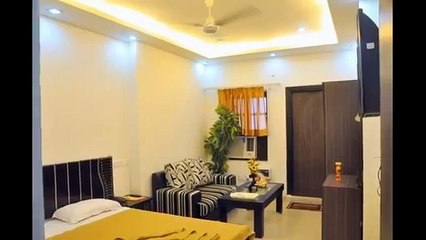 Staying in Noida Guest House