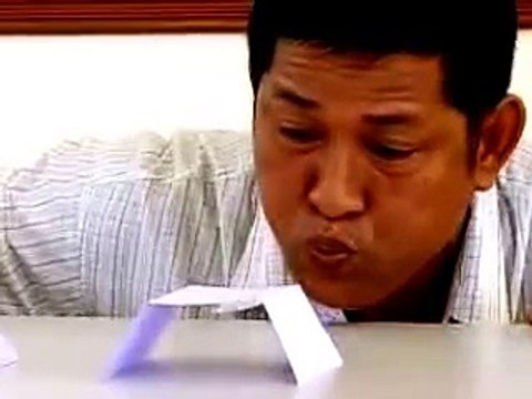 Experiment Physics Pressure - Bernoullis Principle : Paper Bridge | food chemistry experiments,