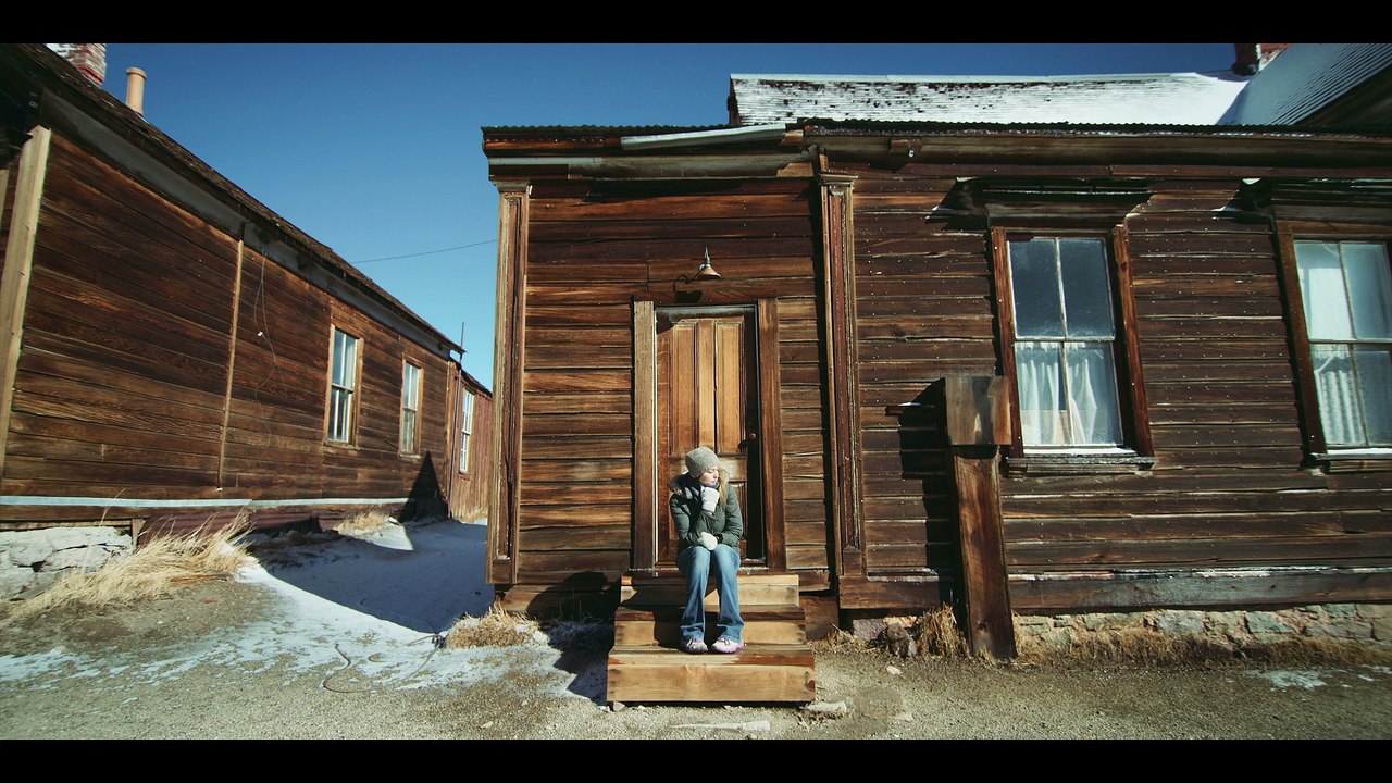 Ghost Towns (4K)