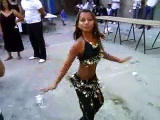 gitane qui danse arabe