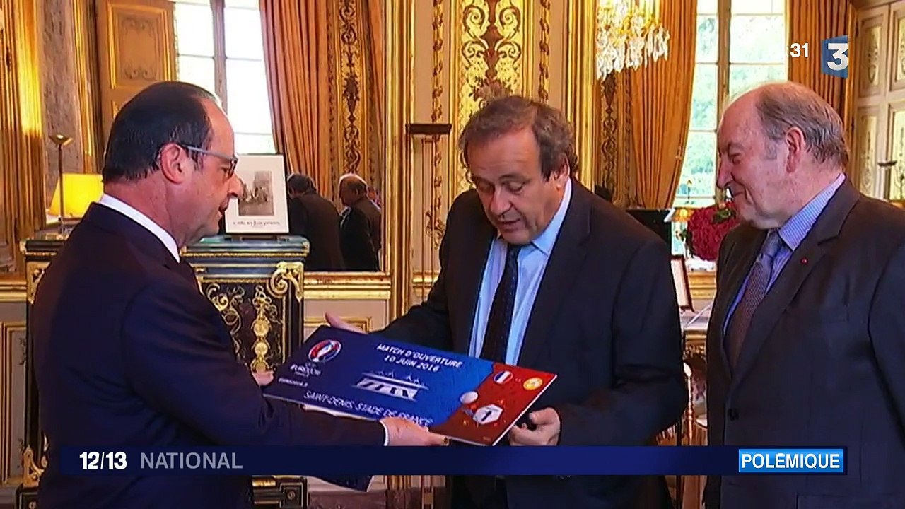 Valls toujours dans la tourmente après son voya...