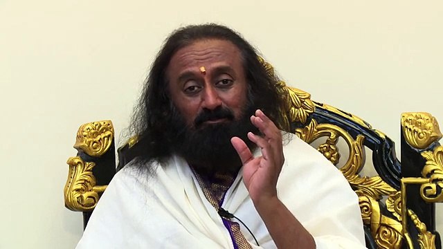 Sri Sri on World Yoga Day (English) Art Of Living (Low)