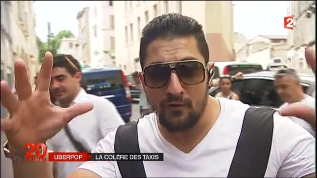 Des chauffeurs de taxi piègent et intimident un chauffeur Uber à Marseille