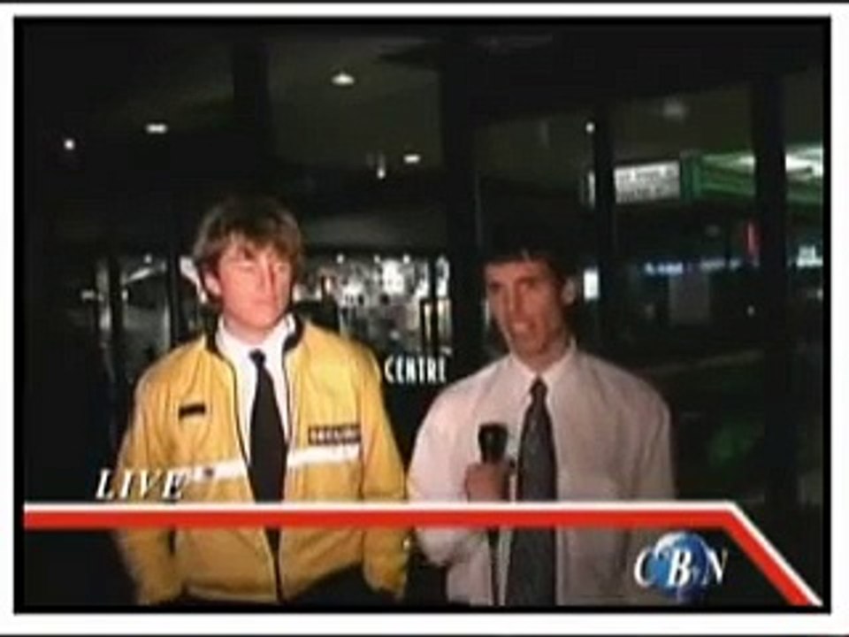 News Reporter Shot by Police Officer on Live TV