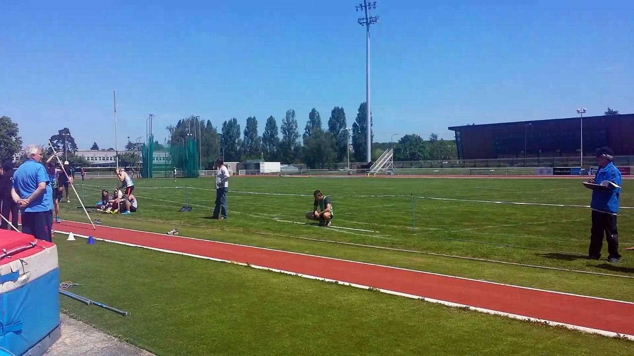 Perche Tom EAPC 2015