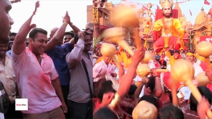 Shahrukh Khan Reacts to Salman's 'Selfie Le Le Re' Song-_egzNY7Ek5A