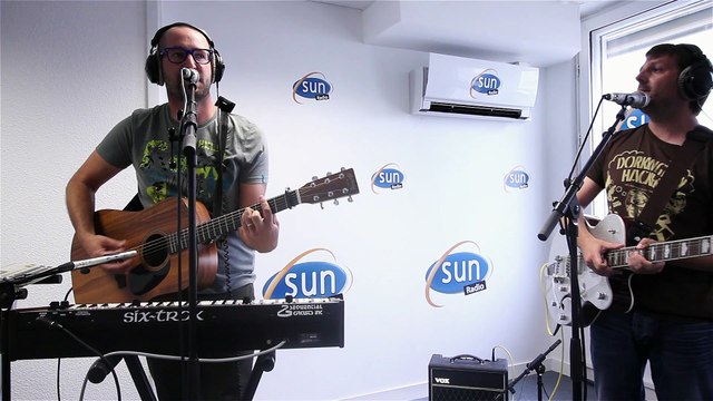 SUN MUSIC ADDICT 5 juin 2015 : Life jacket under seat - You and the rest