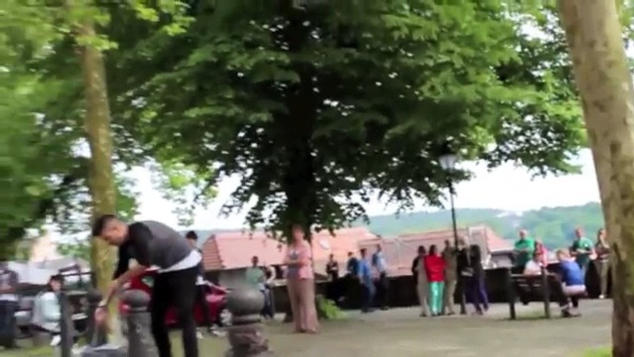 Flashmob "Chris Brown-Forever"