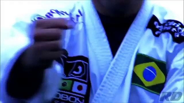 UFC 140 Jon Jones vs Lyoto Machida