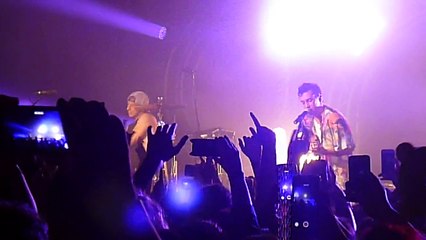 Twenty One Pilots - House Of Gold - Sydney 2014