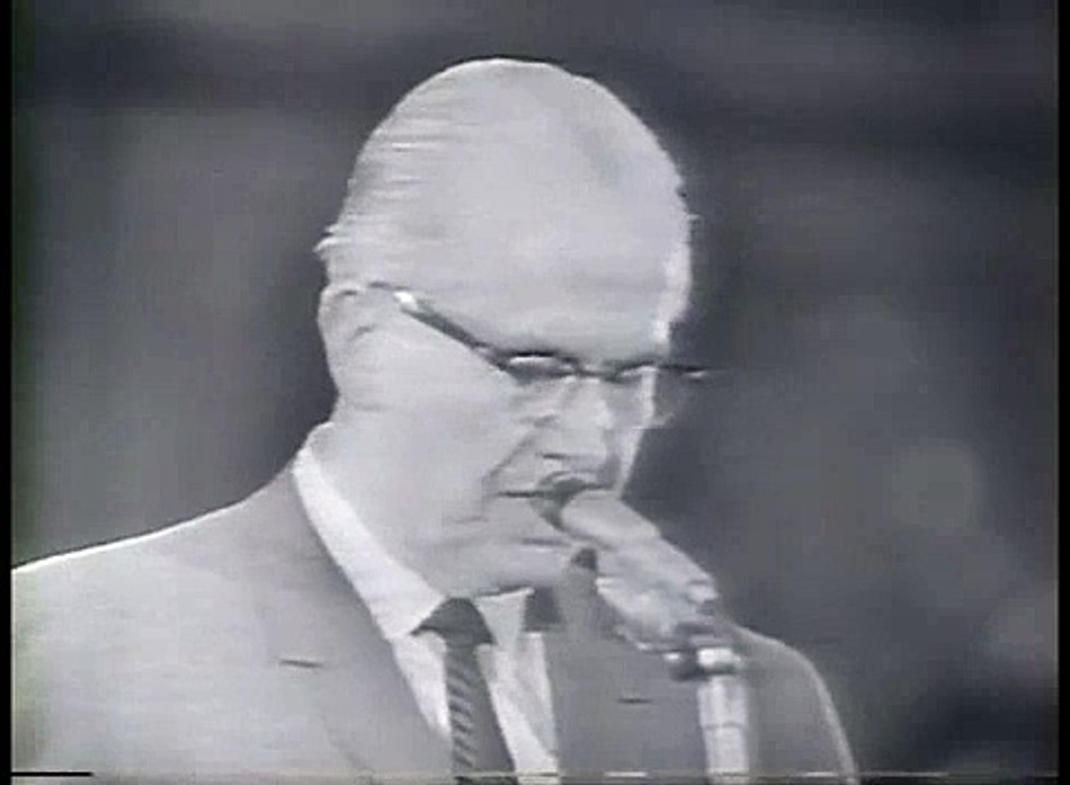 Ezra Taft Benson comments on the "Fairness Doctrine"