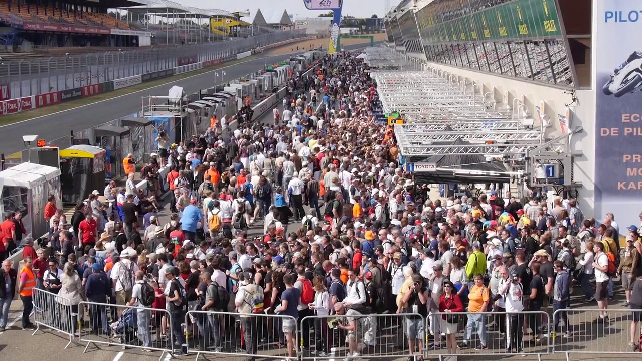 24 Heures du Mans 2015 - La voie des stands s'ouvre au public!