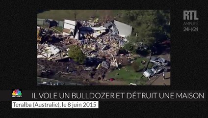 Australie : un homme vole un bulldozer et détruit une maison