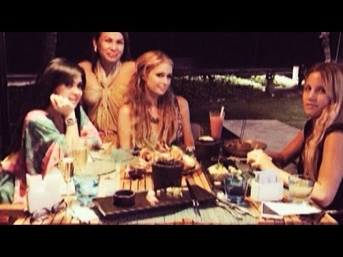 Kebersamaan Syahrini Dengan Paris Hilton Saat Liburan - Seleb On Cam 28 Januari 2015