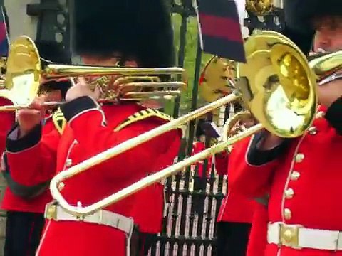 The Changing Of the Guards-Buckingham Palace, 2010