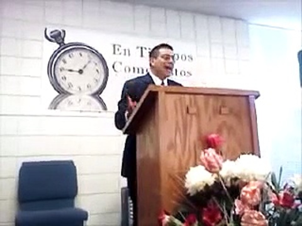 Pastor Rafael Ramirez PREDICANDO