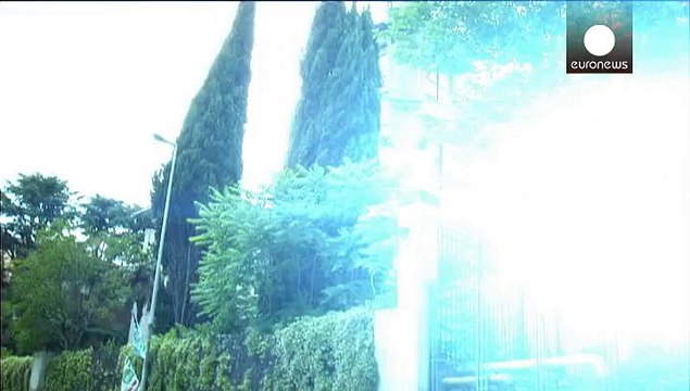 Две монахини на три дня застряли в лифте