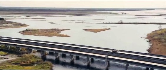 Paper Towns Featurette "Get lost get found tour"