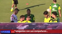 Iker Casillas y David De Gea se ignoran durante el entrenamiento de España • 2015