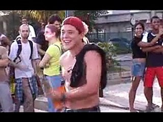 Download Video: Marcha Mundial da Maconha 2004