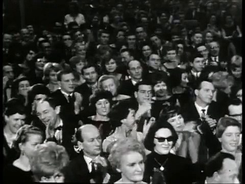 Jacques Brel - La Fanette (english subtitles)