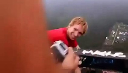 _يلي عنده خوف من المناطق العالية لا يفوت هذا المقطع__