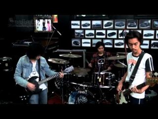 Yuk, Intip Dul Live Recording Bersama Band Backdoor