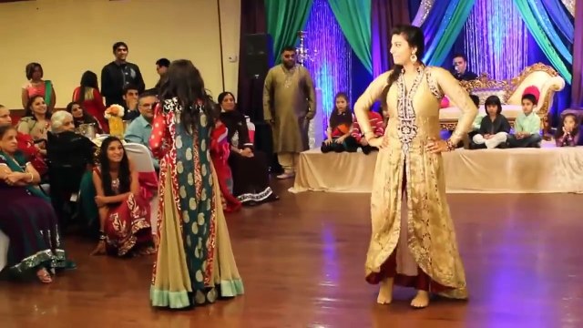 یہی کسر باقی تھی حد ہوتی ہے بے شرمی کی