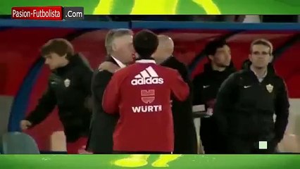 Ve si cua Ronaldo co mat ngay tren san de bao ve than chu cua minh