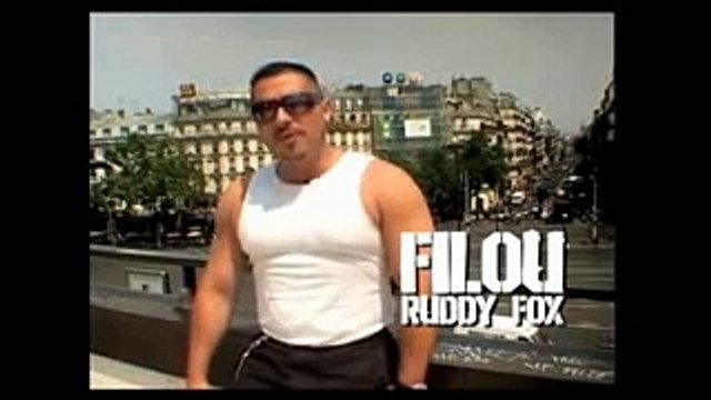 SUR LES PAVÉS LA RÉPONSE À ANTIFAS CHASSEURS DE SKINS