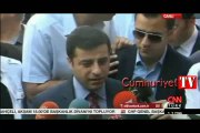 Demirtaş: Birileri iç savaş için düğmeye bastı Başbakan ortada yok