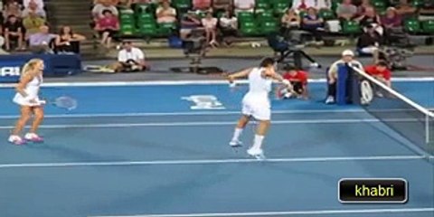 Live Crazy Tennis Ever!!!!!! Must See - Video