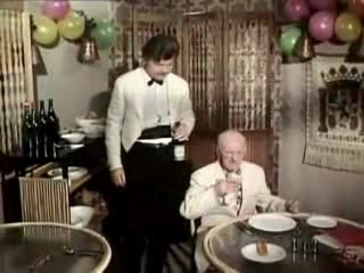 Benny Hill: Sommelier - video Dailymotion
