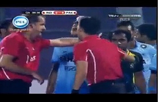 Pakistani Hockey Team Celebrating After Beat India in Semi-Final Hero Champions Trophy 2014 - Video