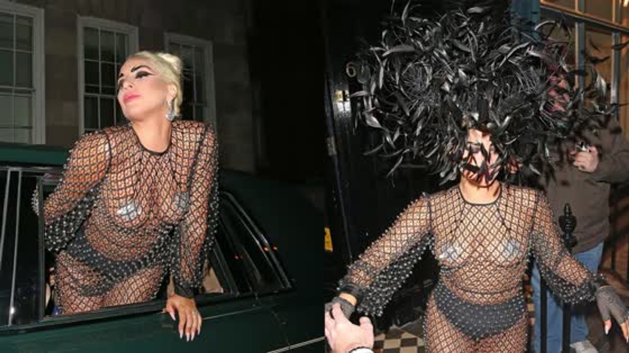 Lady Gaga zeigt sich fast nackt in London