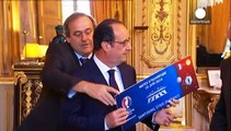 Countdown zur Euro 2016: Platini trifft mit Hollande zusammen