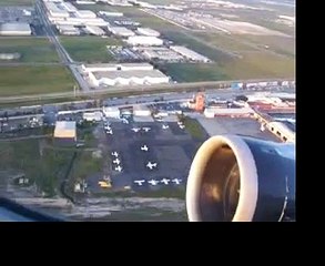 Despegue de Avion Volaris Aeropuerto Tijuana.