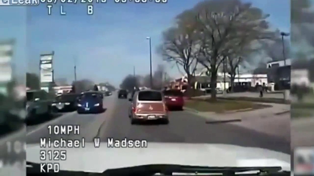 High Speed Chase rolls royce After Bank Robbery In Kenosha, WI video