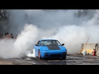 Nissan 240SX Does HUGE Burnout!!!