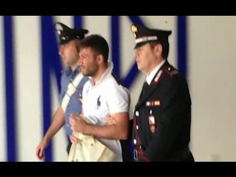 Marcianise (CE) - Estorce imprenditore concorrente, arrestato Camillo Belforte (08.06.15)