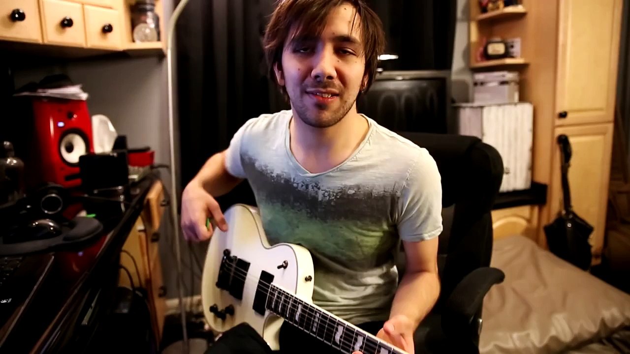 ESP Standard Eclipse II Vs Gibson Les Paul Studio - Review & Comparison