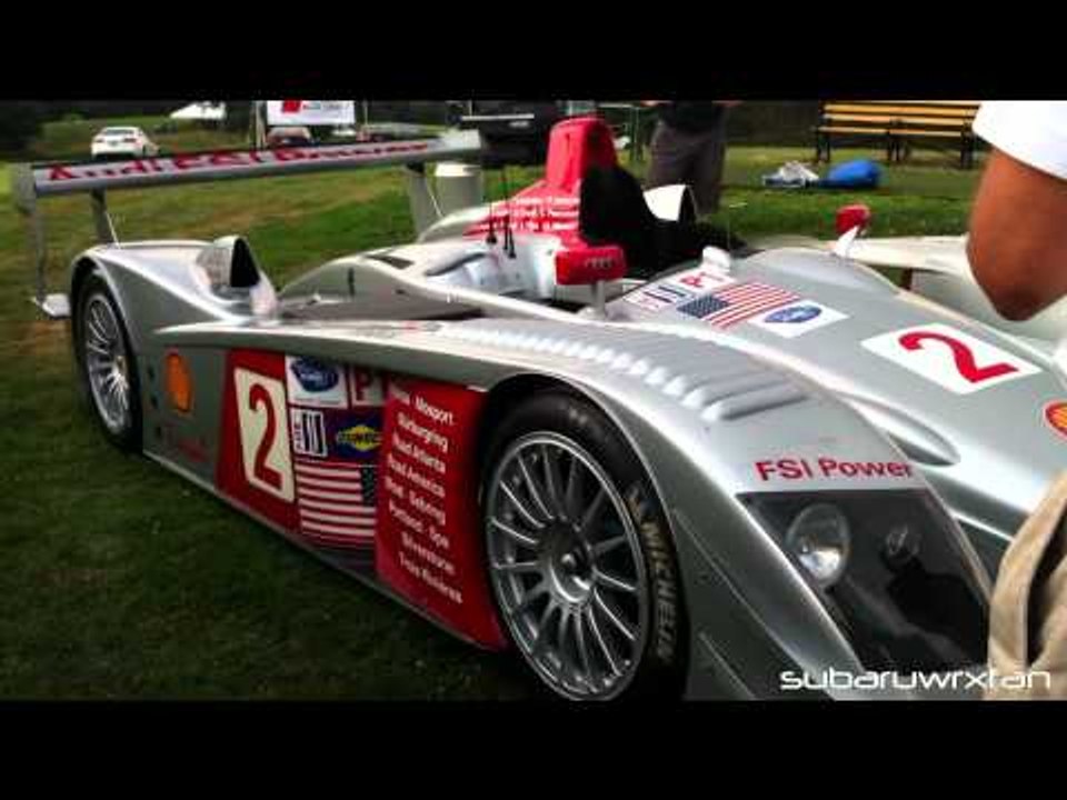 Le Mans Audi R8 Unloading