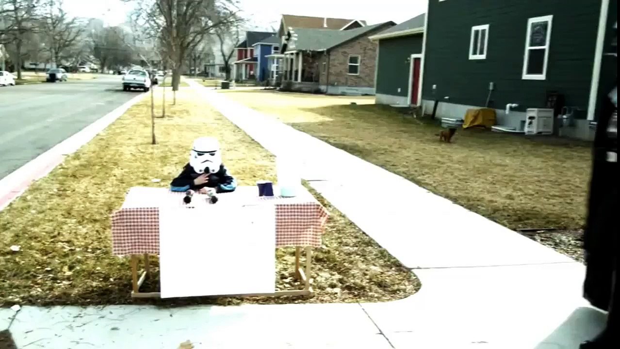 Star Wars vs. Kesha Tik Tok - Police Shut Us Down