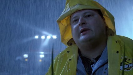 Jurassic Park Dennis Nedry rencontre le Dilophosaure