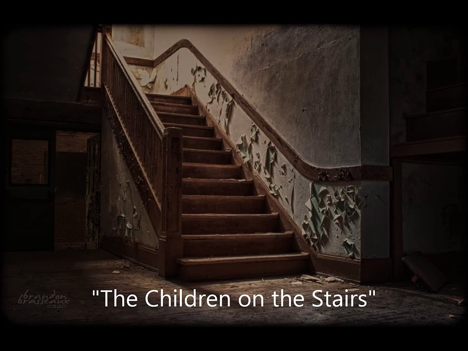 "The Children on the Stairs" Creepypasta narrated by Creepy Story Time