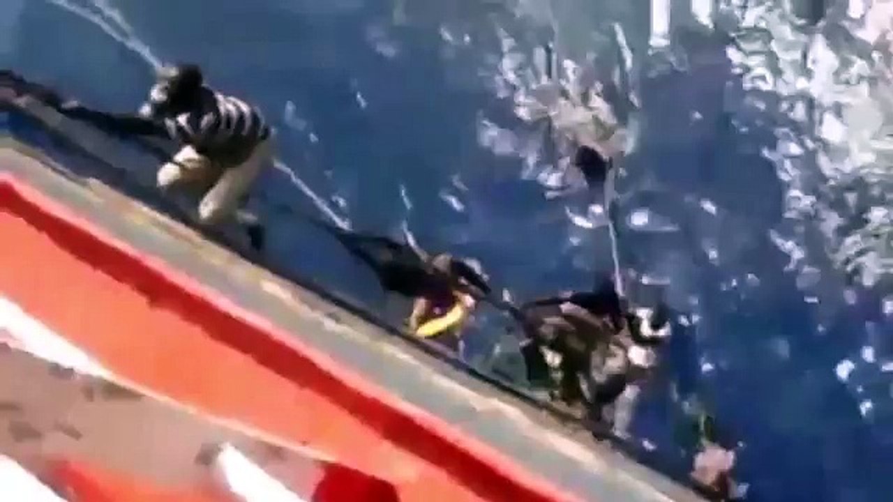 Boat Capsizes