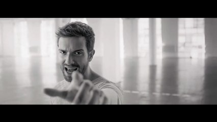 Pablo Alborán - Recuérdame (Videoclip Oficial HD)
